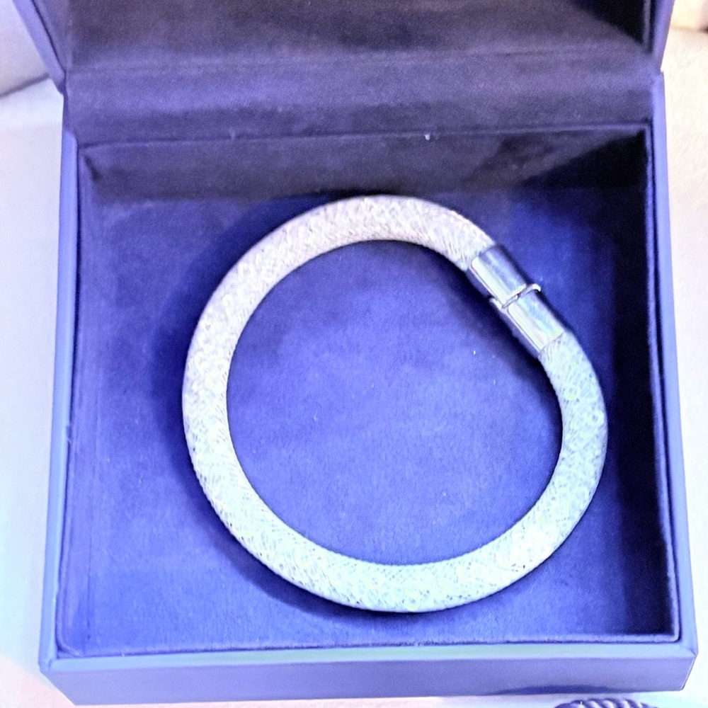 Swarovski Silver-Tone Crystal Bracelet Mesh Bracelet 18.2g